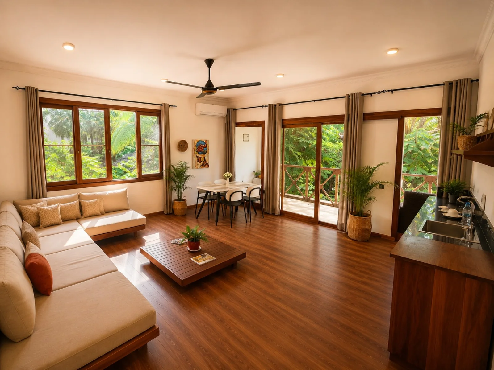 Suite Apartment, photograph 1